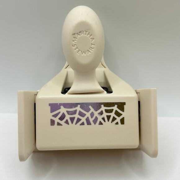 Martha Stewart Craft Edge Border Paper Punch SPIDER WEB Halloween Scrapbooking - Picture 3 of 7